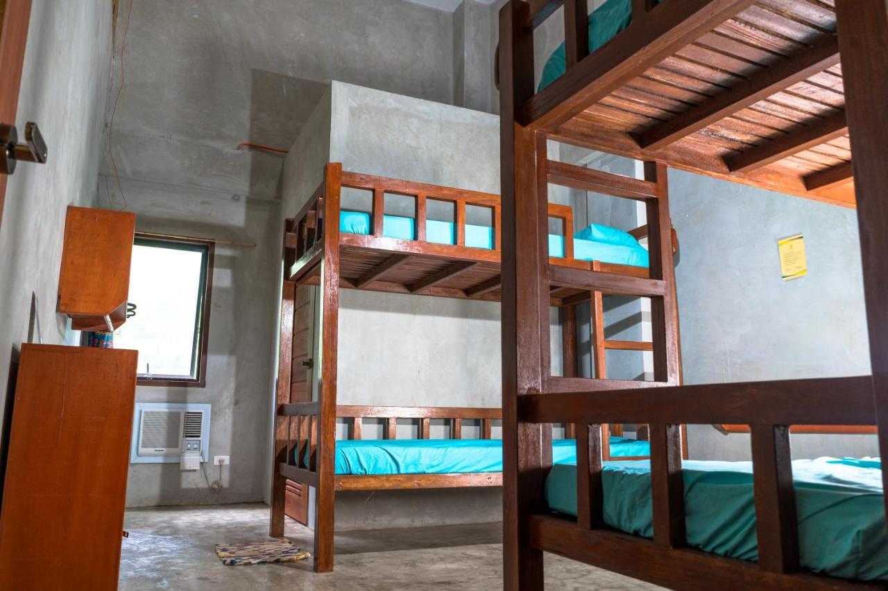 Sinag Hostel (Adults Only) General Luna  Exterior photo
