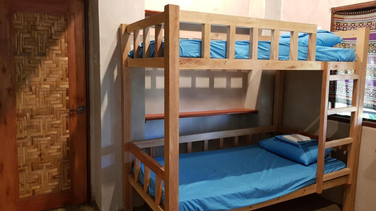 Sinag Hostel (Adults Only) General Luna  Exterior photo